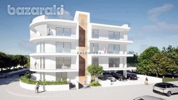 公寓 在 Larnaca, Larnaca 11769966
