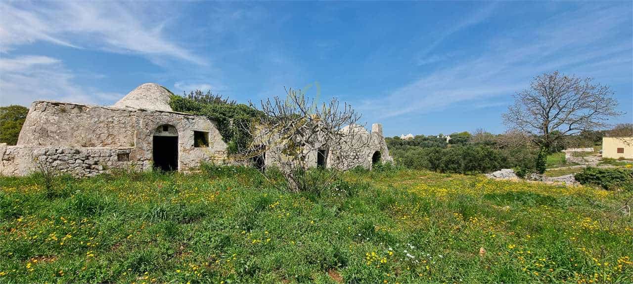 Tanah dalam Ostuni, Puglia 11770803