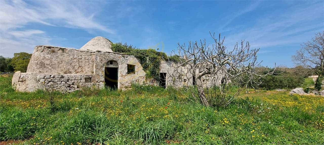 Tanah di Ostuni, Apulia 11770803