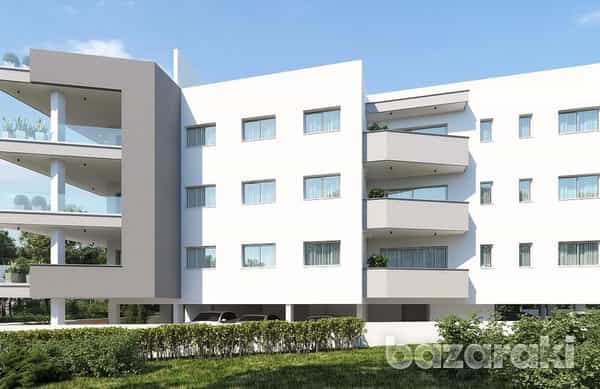 Condominium in Agios Athanasios, Lemesos 11770807