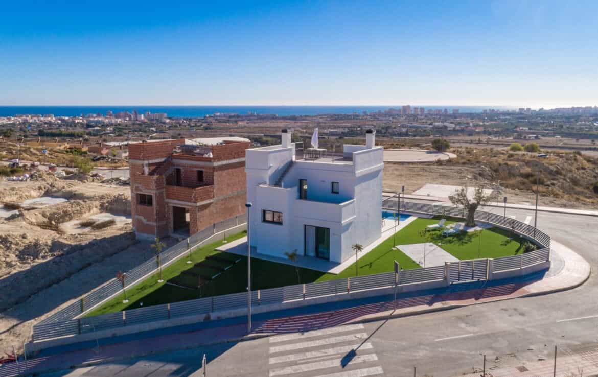 Будинок в Mutxamel, Comunidad Valenciana 11771449