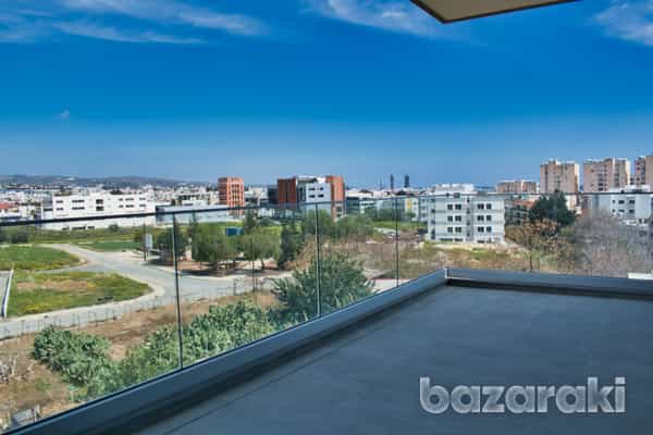 Condominium in Mesa Geitonia, Limassol 11773300