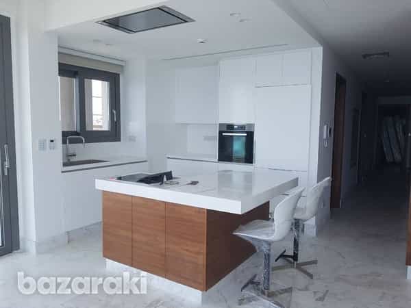 公寓 在 Mouttagiaka, Limassol 11773311