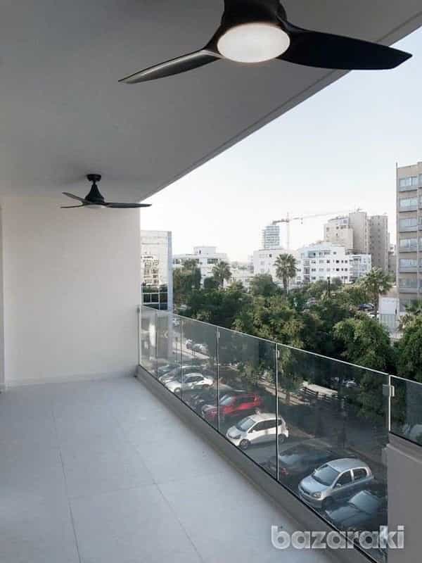 Condominium in Limassol, Lemesos 11773449