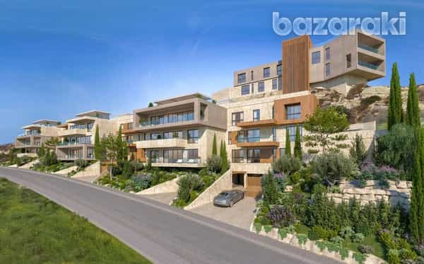 Condominium in Agios Tychon, Limassol 11775517