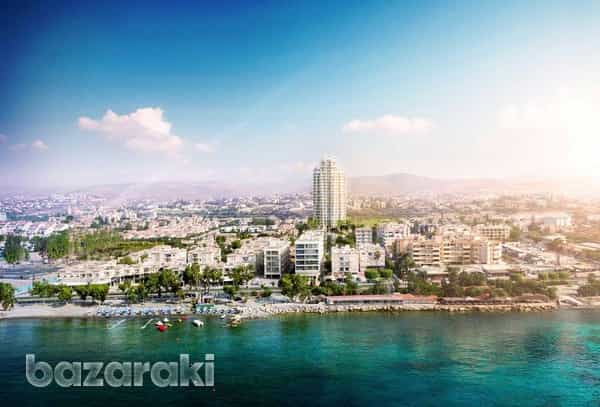 Condominium in Mouttagiaka, Limassol 11775523