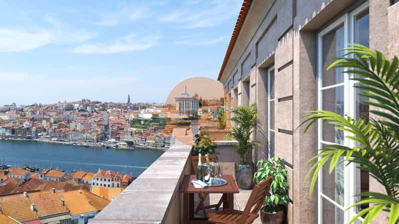 жилой дом в Raza de Cima, Porto 11775707