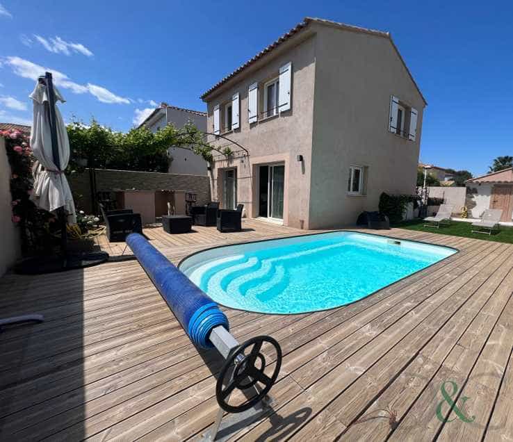 casa no La Londe-les-Maures, Provença-Alpes-Costa Azul 11776795