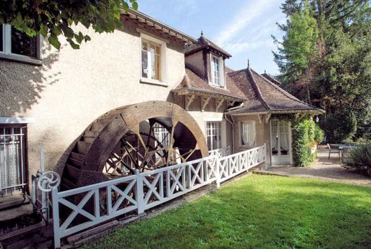 房子 在 Sens, Bourgogne-Franche-Comté 11776816