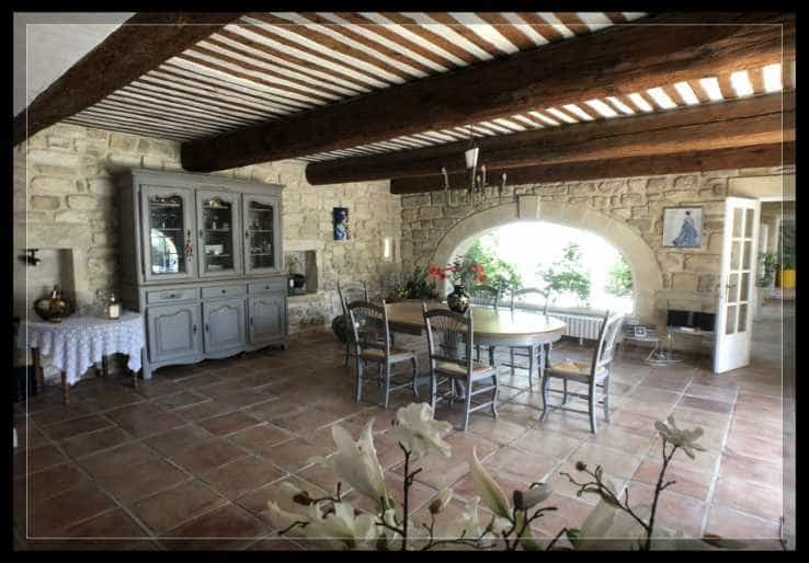 rumah dalam Arles, Provence-Alpes-Côte d'Azur 11776821