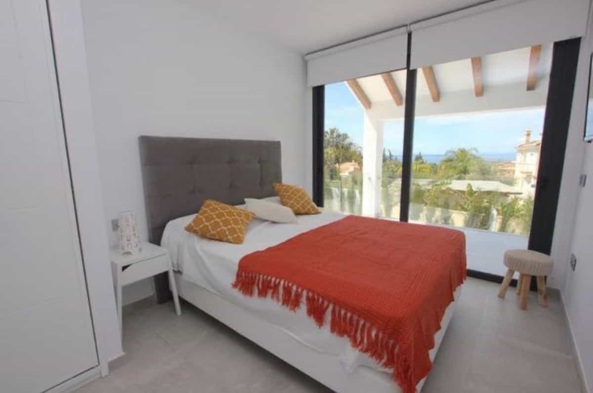 House in Marbella, Andalucía 11777472