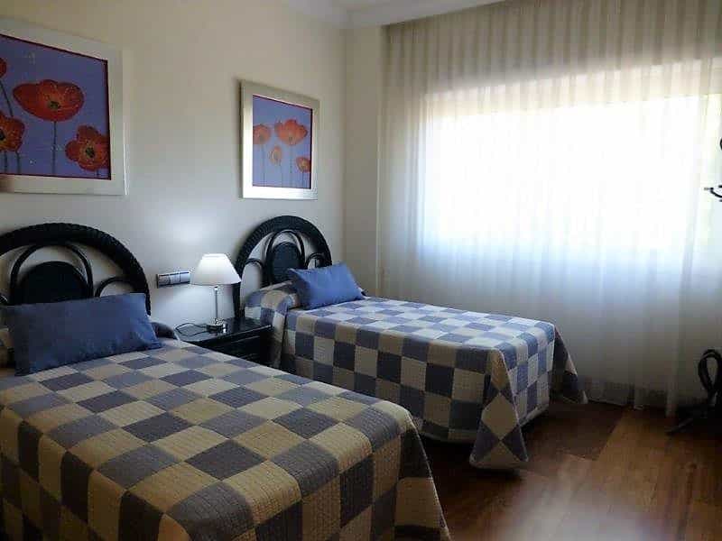 公寓 在 Marbella, Andalucía 11777505