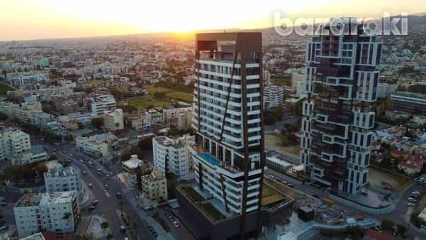 Condominium dans Germasogeia, Limassol 11780329