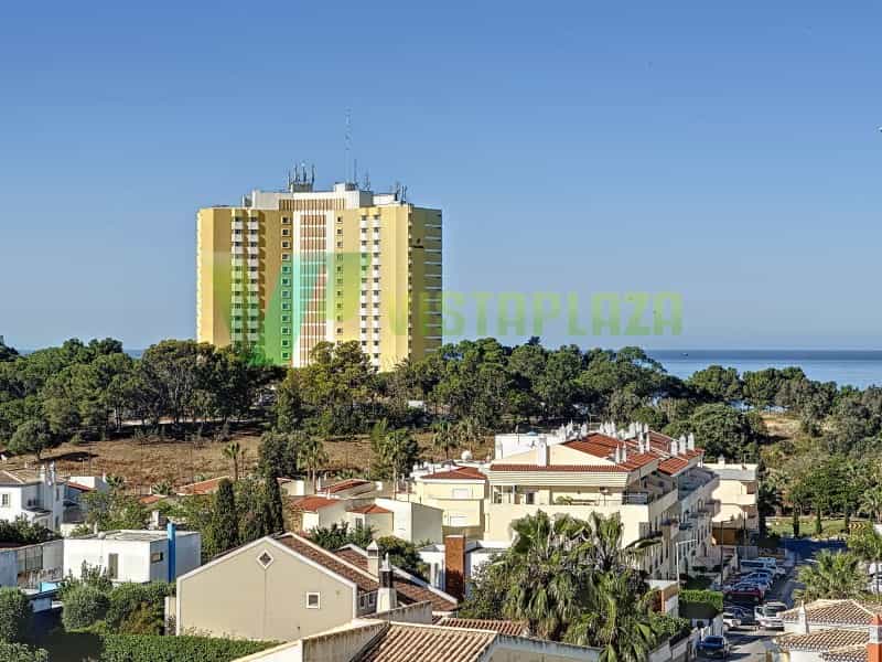 Condominium in Alvor, Faro 11780672