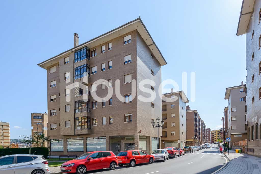 Condominium in Oviedo, Principado de Asturias 11783001