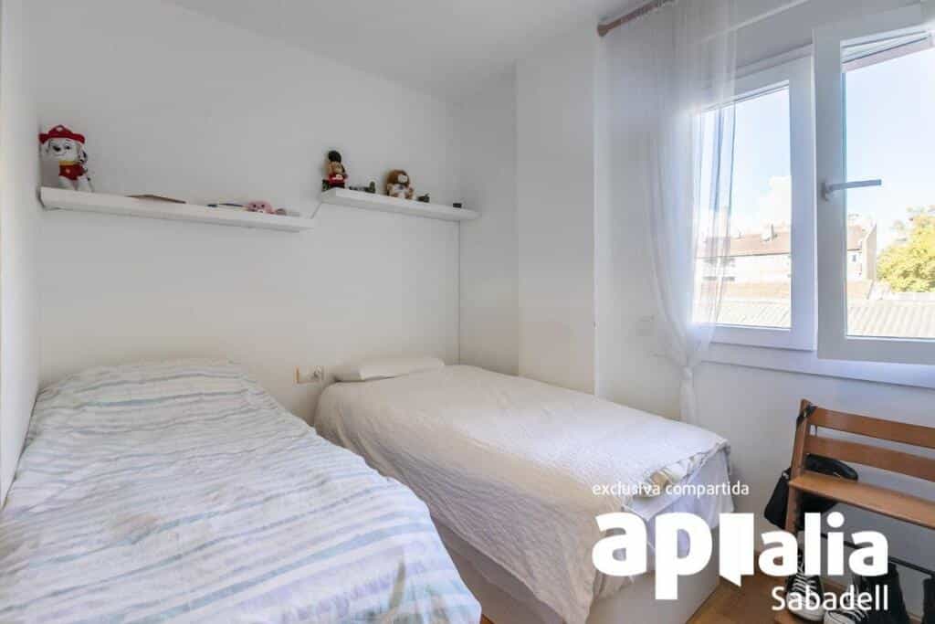 Condominium dans Sabadell, Catalogne 11783009