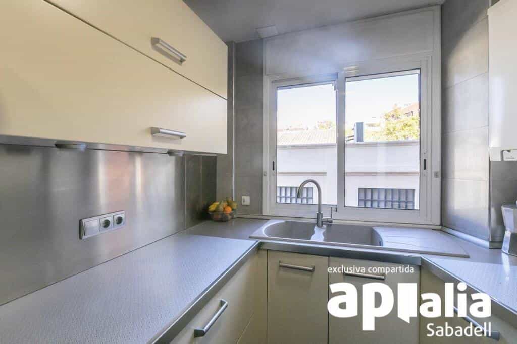 公寓 在 Sabadell, Catalunya 11783009