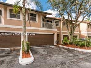 房子 在 Coral Springs, Florida 11783037