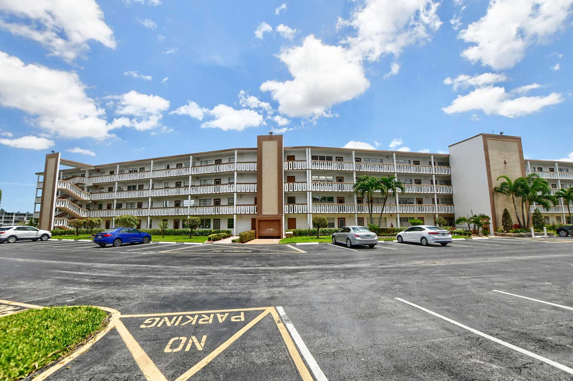Condominium in Hamptons in Boca Raton, Florida 11783066