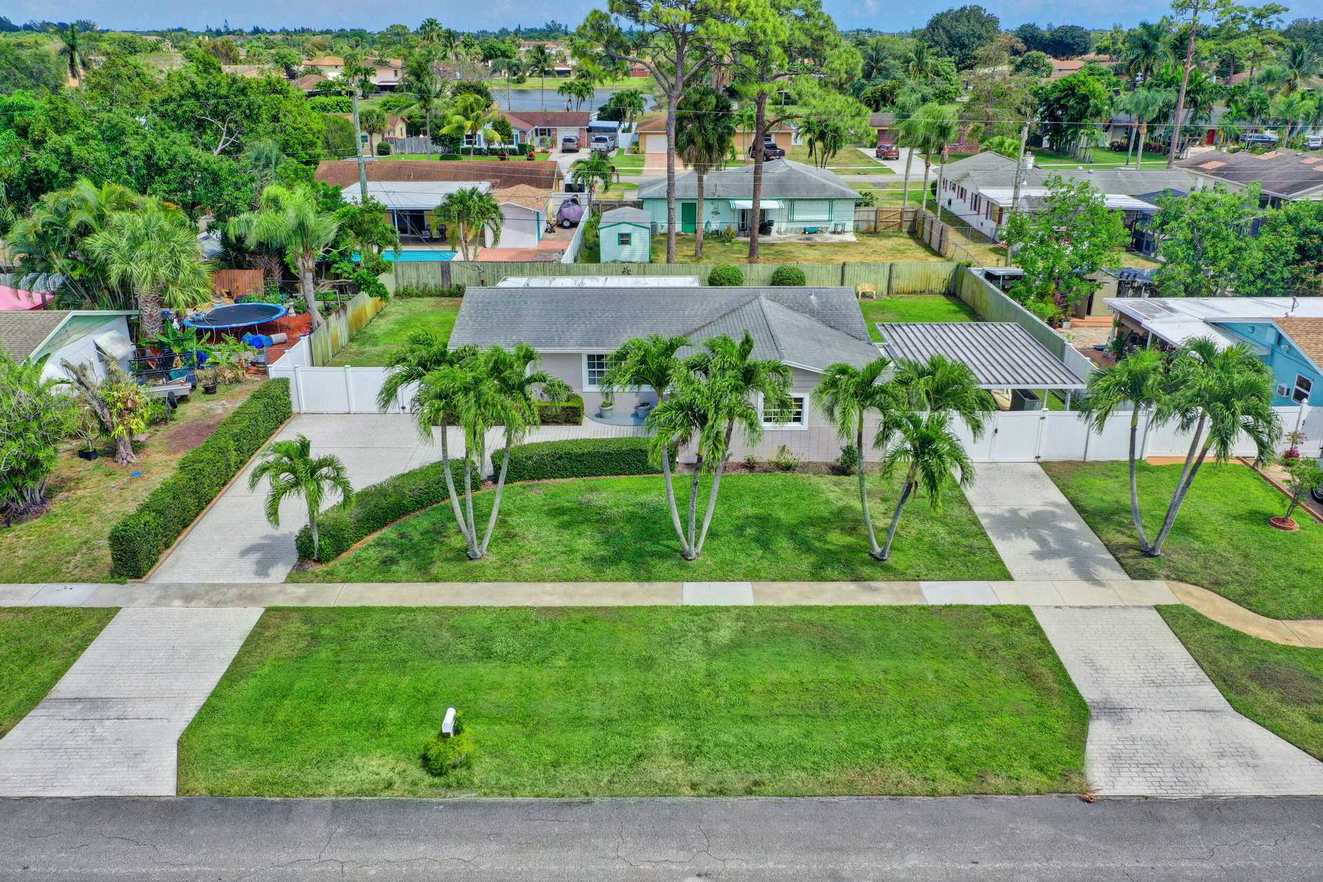 بيت في West Palm Beach, Florida 11783069