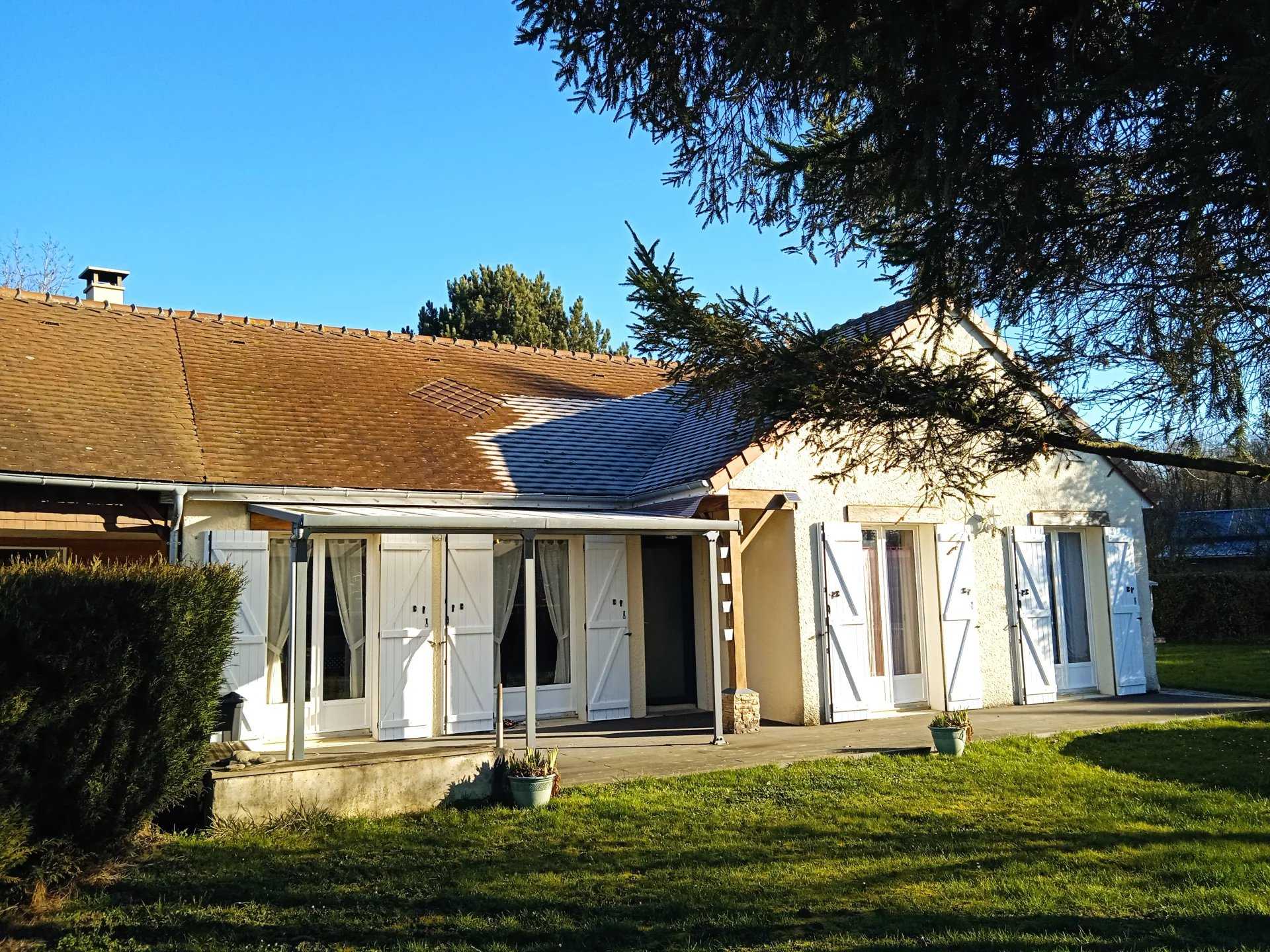 rumah dalam Thomer-la-Sogne, Normandie 11783099