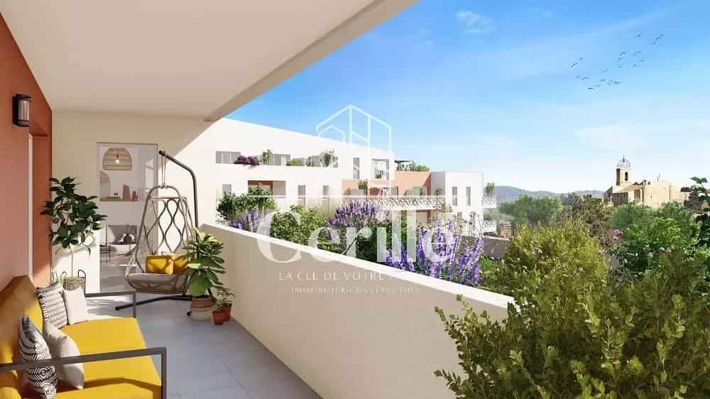 Condominium in Istres, Provence-Alpes-Côte d'Azur 11783286