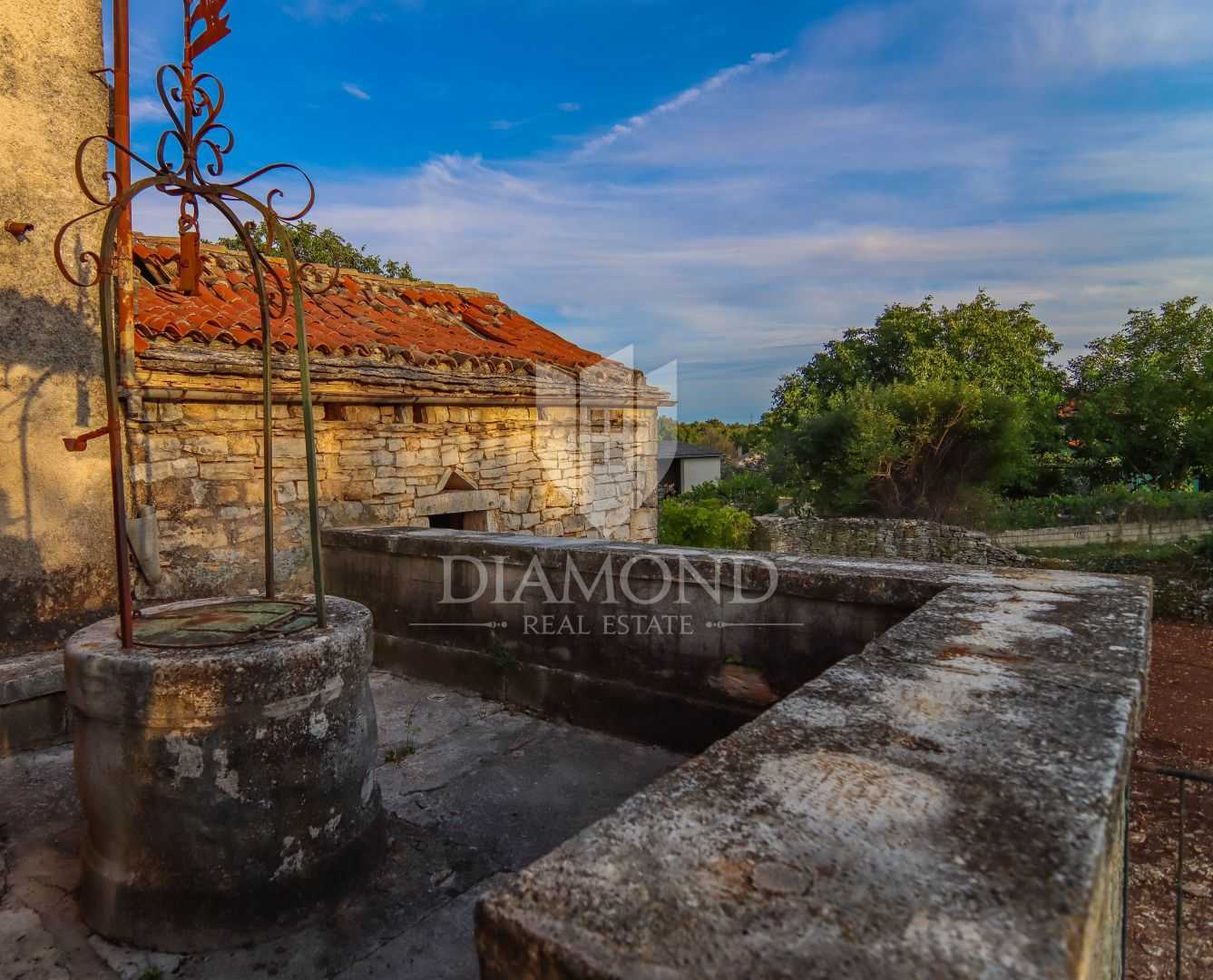 House in Rovinj, Istria County 11783562