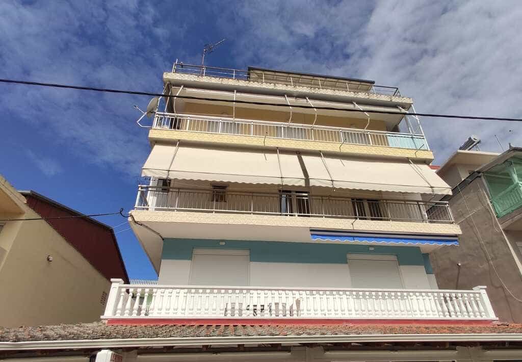 Condominium in Paralia,  11783900