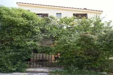House in Vari,  11783944