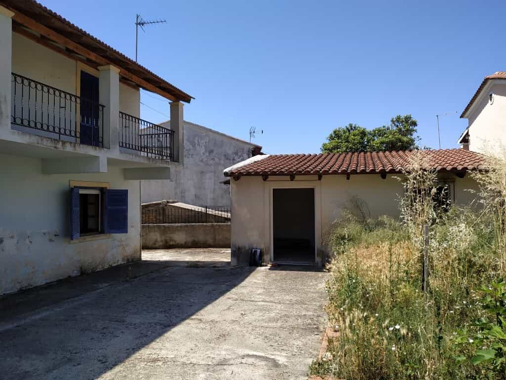 House in Valanio,  11783998