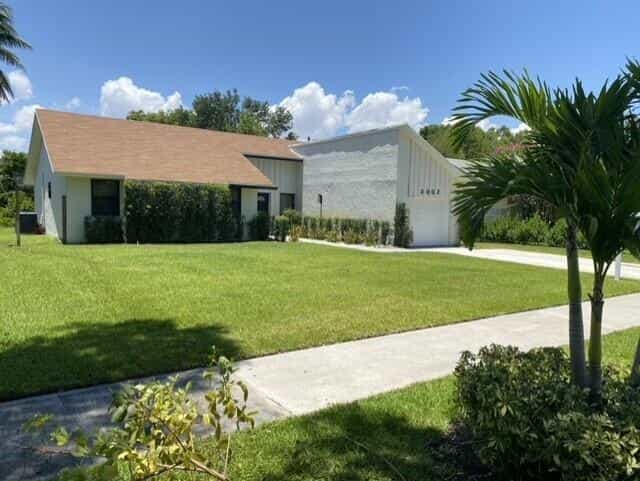 rumah dalam Pantai Delray, Florida 11784138