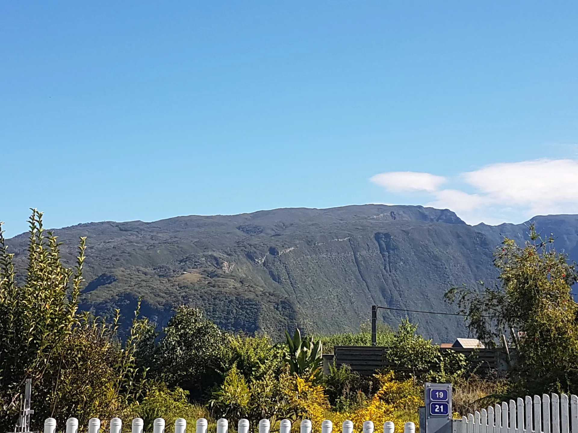 Maa sisään Le Tampon, La Réunion 11784156