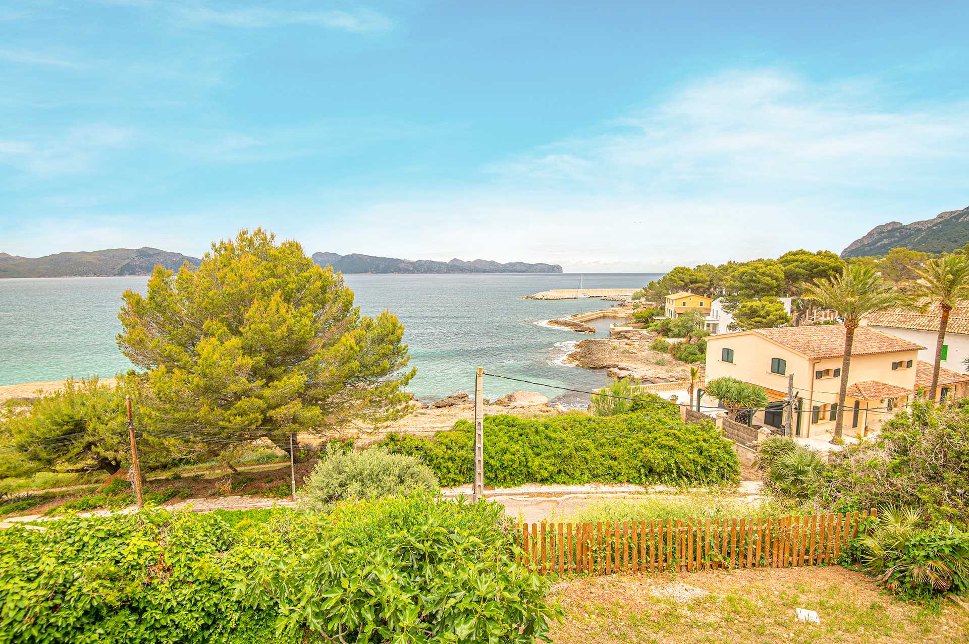 Condominium in Alcudia, Balearic Islands 11784196