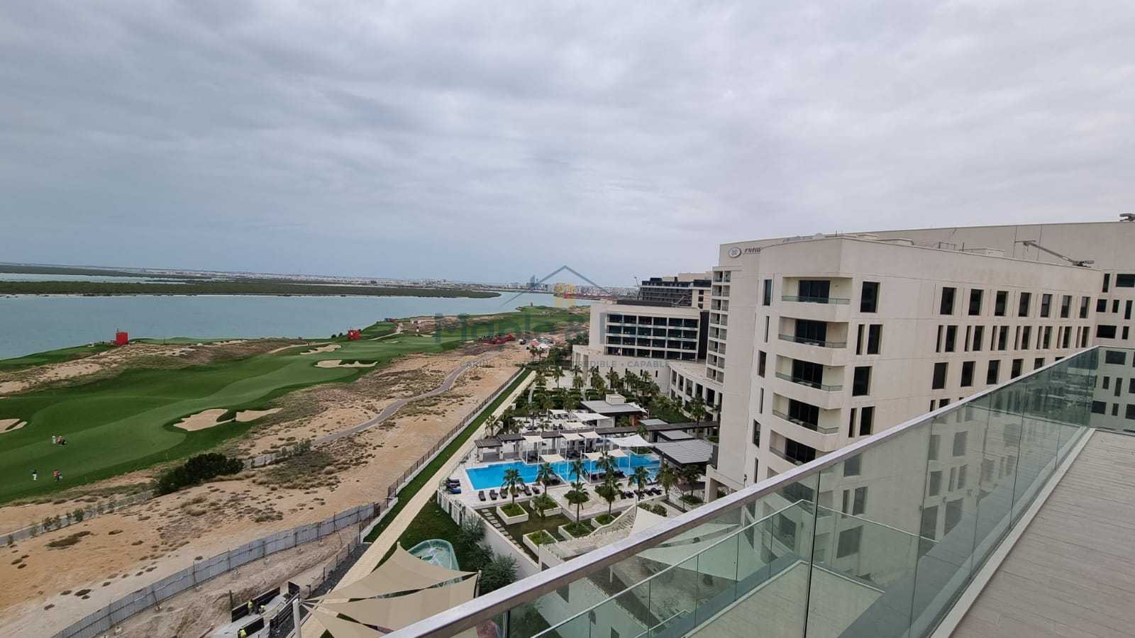 Condominium in Abu Dhabi, Abu Dhabi 11784712
