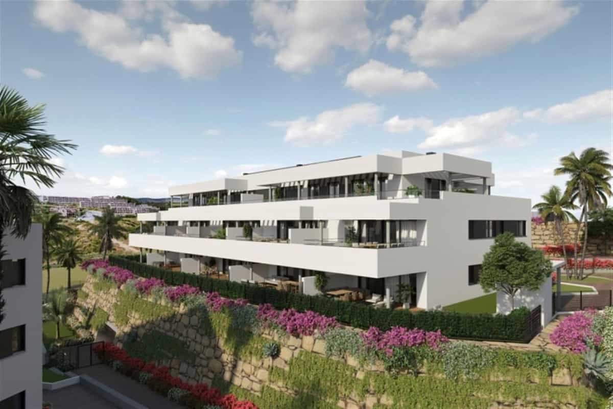 Condominium in Casares, Andalusia 11785150