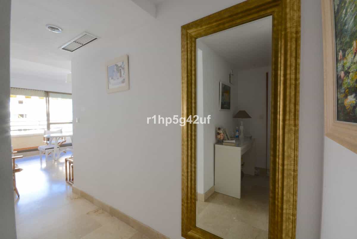 Condominium in Marbella, Andalusië 11785271