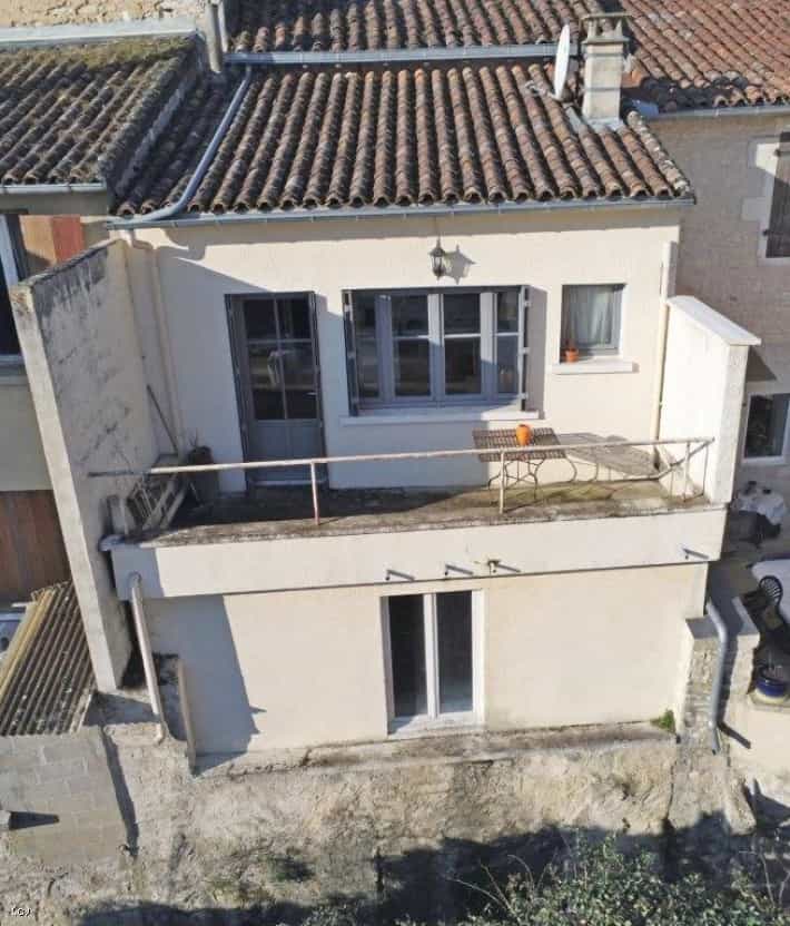 Dom w Verteuil-sur-Charente, Nowa Akwitania 11785336