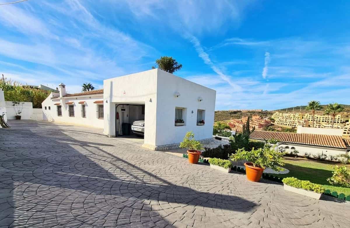 Huis in Estepona, Andalusië 11785906