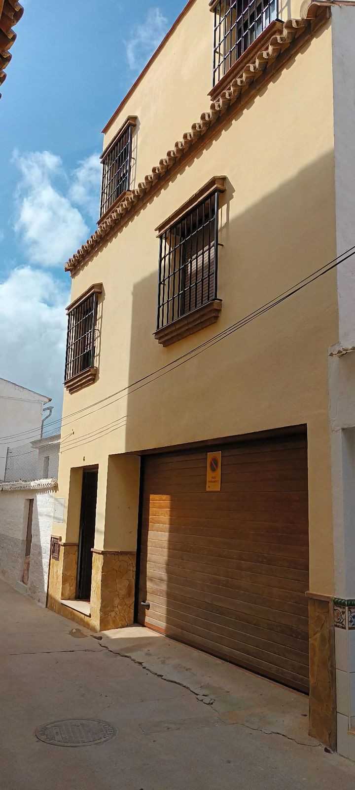 Talo sisään Alhaurin el Grande, Andalusia 11785970