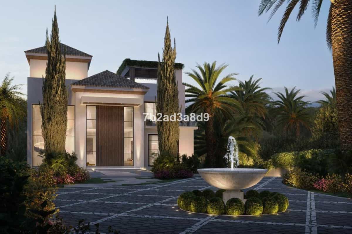 House in Marbella, Andalusia 11787103