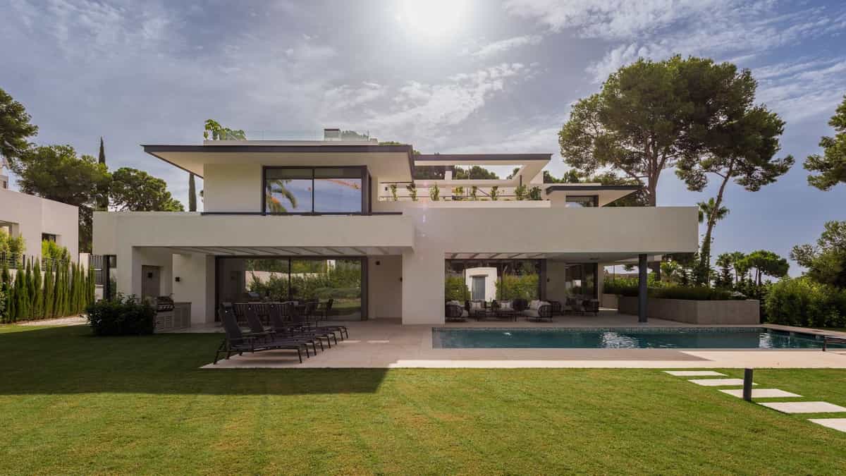 House in Marbella, Andalusia 11787209