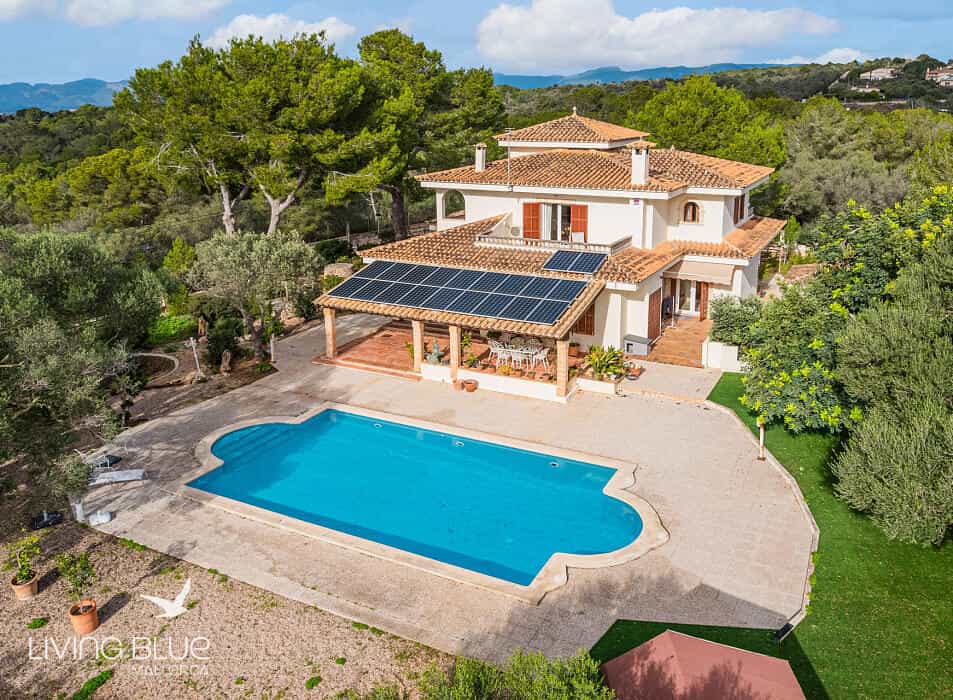 House in La Cabaneta, Balearic Islands 11788568