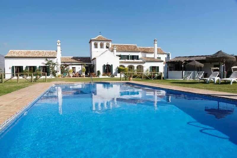 House in Fuengirola, Andalusia 11789349