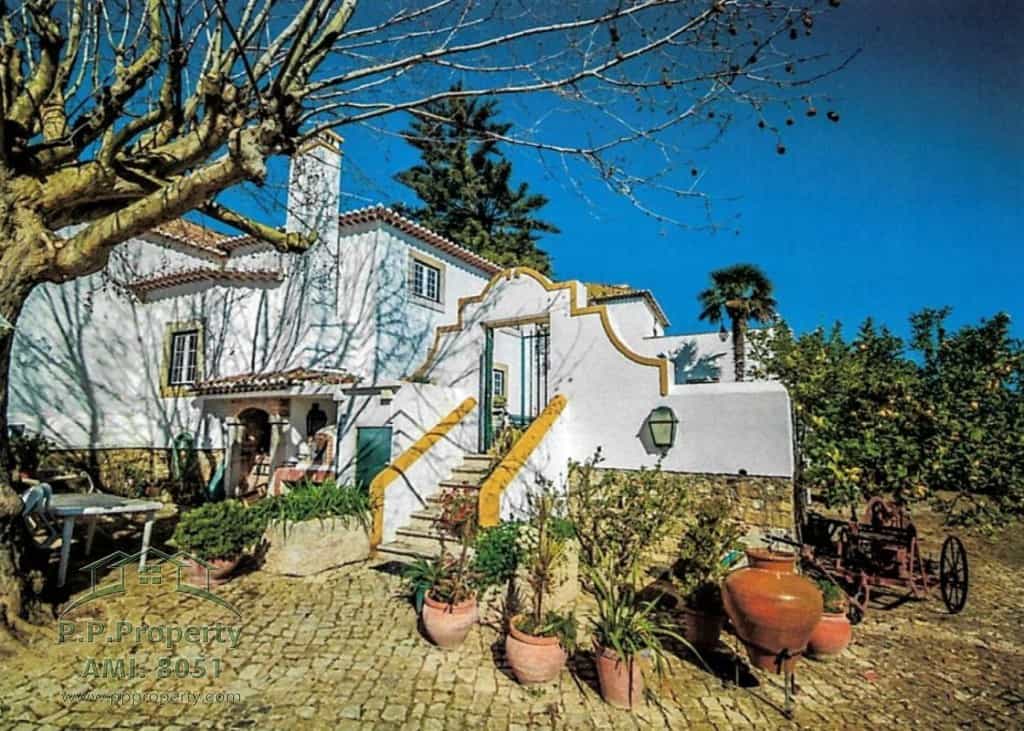 بيت في مافرا, لشبونة 11790379