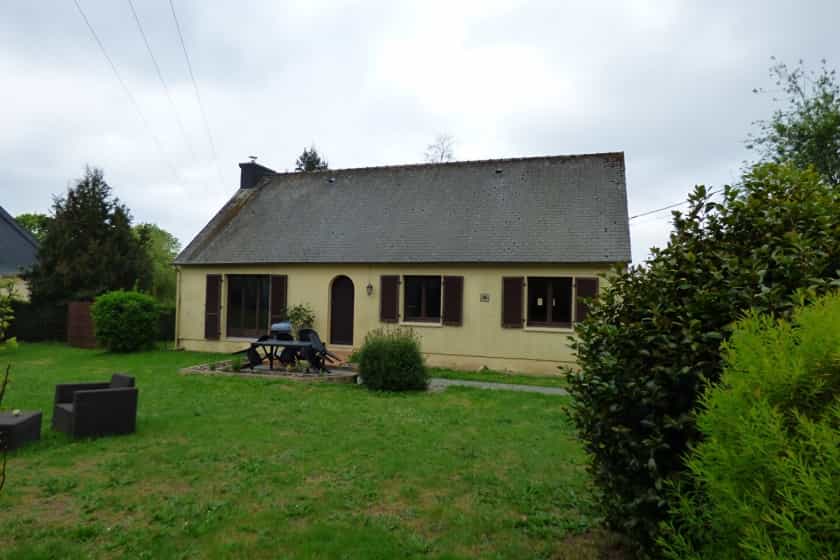 σπίτι σε Saint-Nicolas-du-Tertre, Βρετάνη 11790777