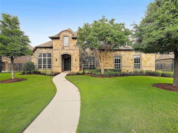 House in Southlake, Texas 11791534