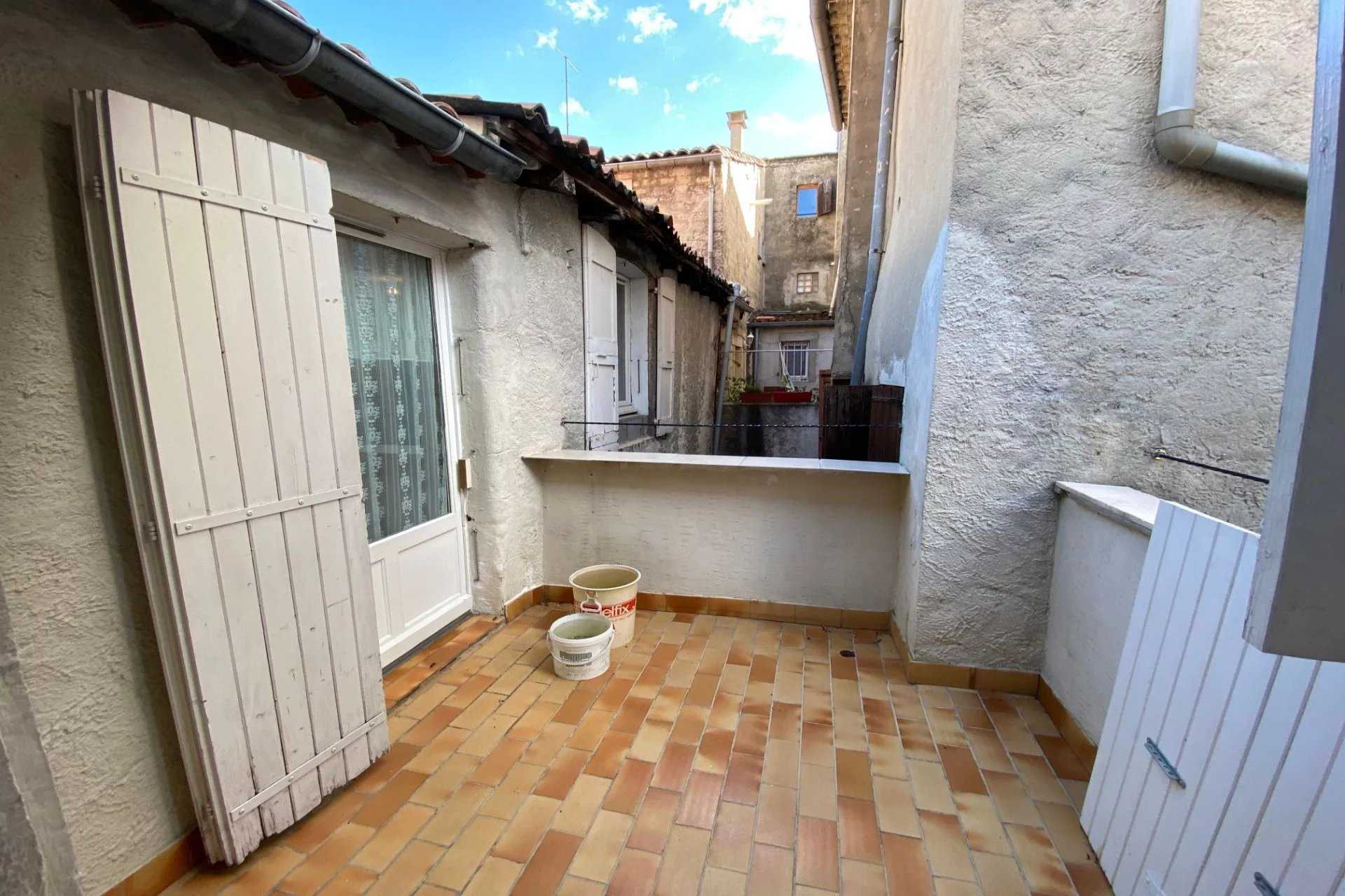 公寓 在 Montélimar, Drôme 11791755