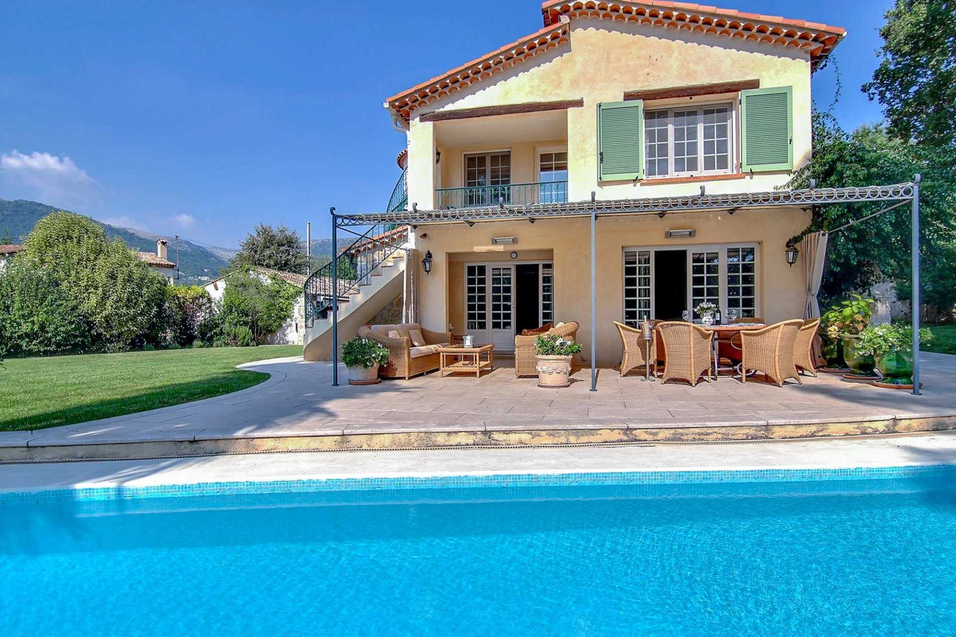 House in Vence, Alpes-Maritimes 11791781