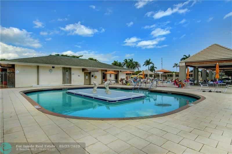 Condominium in Coconut Creek, Florida 11791818