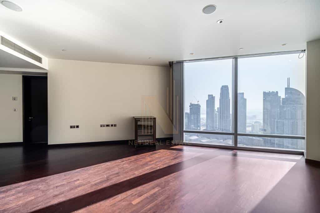 Condominium in Dubai, Dubai 11792227